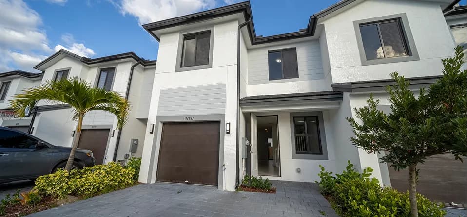 Townhome en SW 192 Avenue & 344th Street — SW 192 Avenue & 344th Street